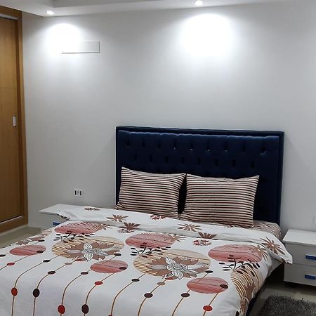 Ain Zaghouan Apart In Front Of Tunis Mall Lac 2 Apartment Exterior foto